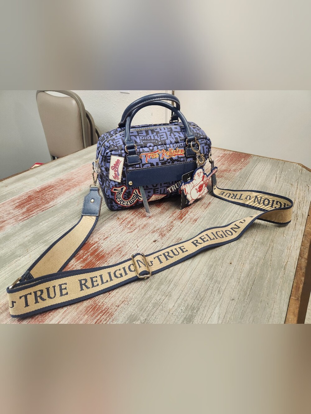 Women’s True Religion Multi Patch Logo Satchel And Crossbody Handbag NWT